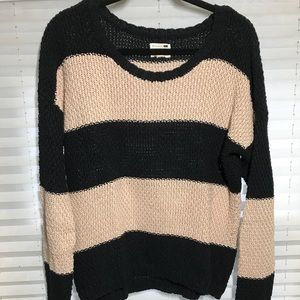 Wide stripped sweater